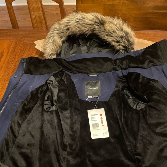 Marmot Clarehall 700 full down NWT - Picture 2 of 5